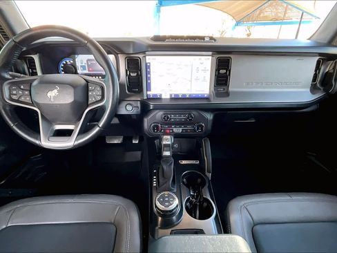 Used 2022 Ford Bronco Outer Banks w/ Sasquatch Package image 15