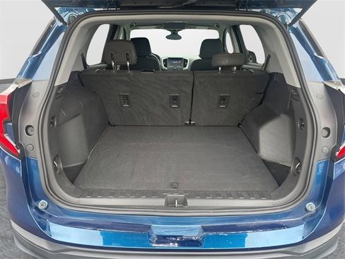 Used 2020 GMC Terrain SLE w/ LPO, Floor Liner Package image 22