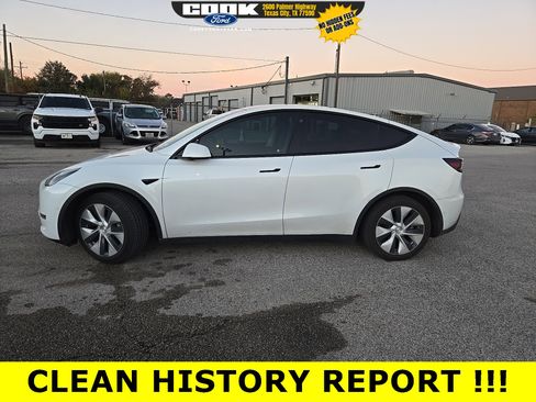 Used 2021 Tesla Model Y Long Range image 2