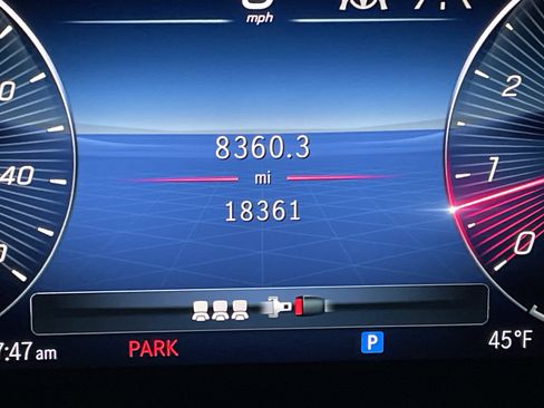 Certified 2025 Mercedes-Benz GLE 450 4MATIC image 25