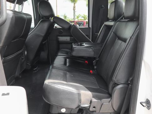 Used 2016 Ford F250 Lariat w/ Lariat Ultimate Package AWD/4WD image 44
