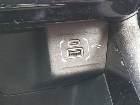 Used 2022 Jeep Compass Limited w/ Elite Group image 19