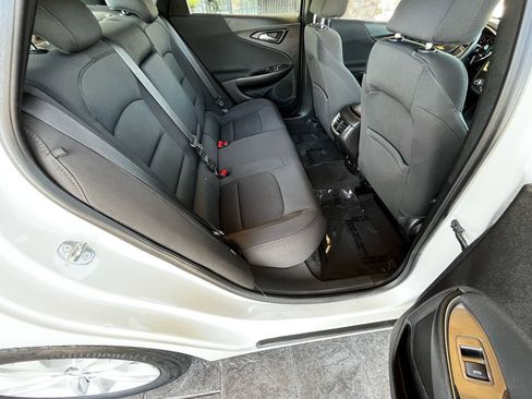 Used 2016 Chevrolet Malibu LT FWD image 19