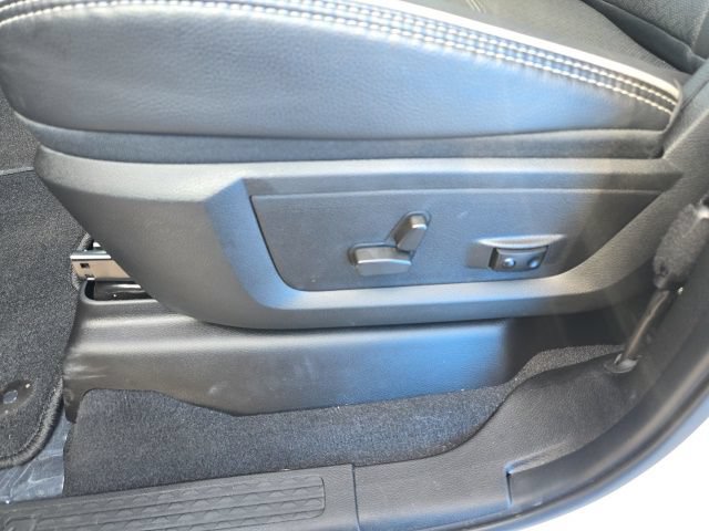 Used 2025 RAM 2500 Laramie AWD/4WD image 15