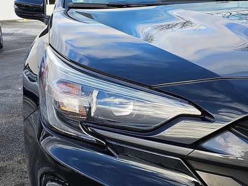 Used 2023 Subaru Legacy Limited image 9