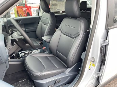 New 2026 Ford Maverick Lariat w/ Black Appearance Package AWD/4WD image 15