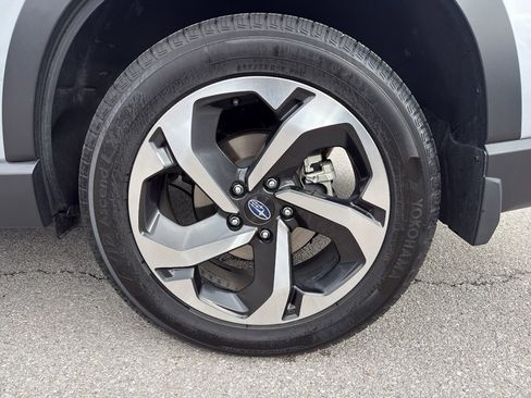 Used 2023 Subaru Forester Touring image 19