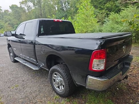 Used 2022 RAM 2500 Big Horn AWD/4WD image 6