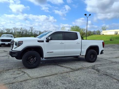 Used 2023 GMC Sierra 1500 AT4X AWD/4WD image 35