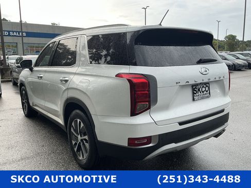 Used 2020 Hyundai Palisade SEL FWD image 3