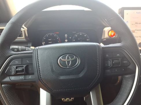 Used 2024 Toyota Tacoma TRD Sport AWD/4WD image 21