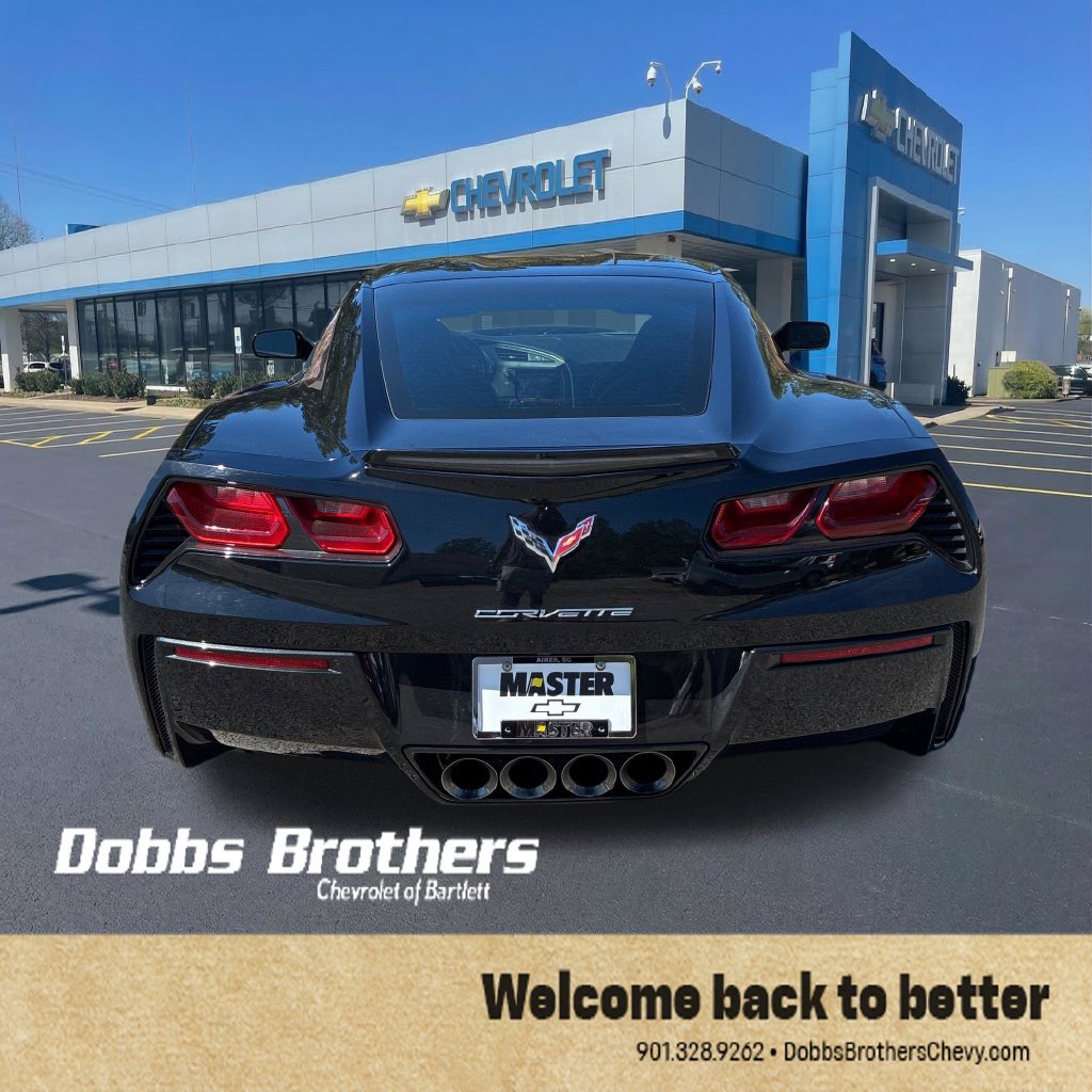 Used 2015 Chevrolet Corvette Stingray Coupe RWD image 4