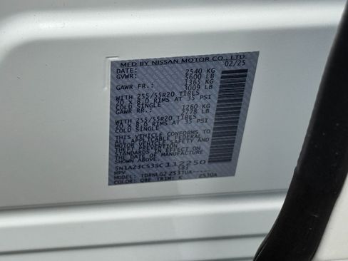 Used 2025 Nissan Murano SL AWD/4WD image 46