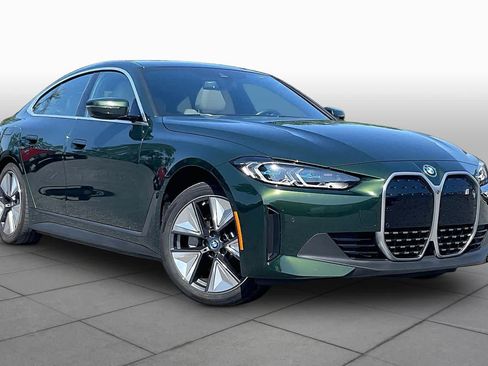 Used 2024 BMW i4 eDrive35 w/ Premium Package RWD image 2