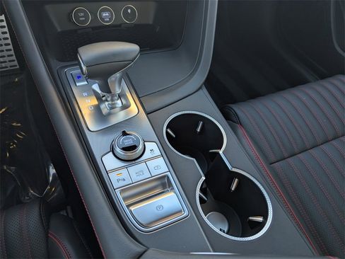 Used 2025 Genesis G70 2.5T w/ Sport Prestige Package image 27