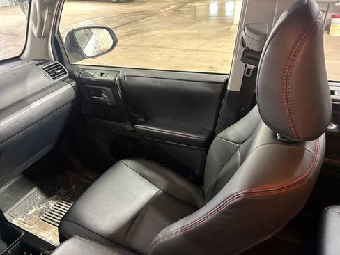 Used 2019 Toyota 4Runner TRD Off-Road Premium image 22