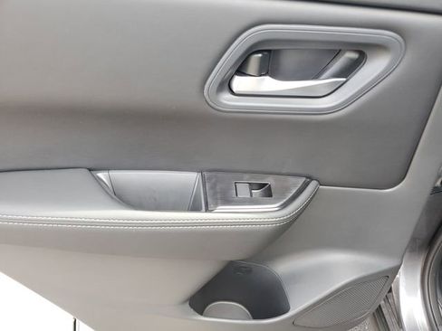 New 2026 Nissan Rogue SV w/ Cold Weather Package AWD/4WD image 19