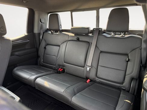 Used 2023 Chevrolet Silverado 1500 LTZ AWD/4WD image 13
