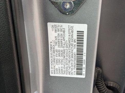 Used 2025 Honda CR-V EX-L image 32