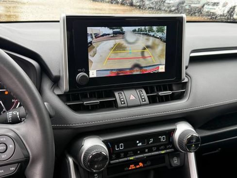 Used 2025 Toyota RAV4 XLE Premium FWD image 18