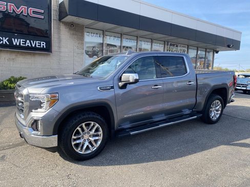 Certified 2021 GMC Sierra 1500 SLT w/ SLT Premium Package AWD/4WD image 3