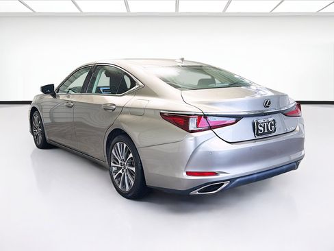 Used 2019 Lexus ES 350 Luxury image 6