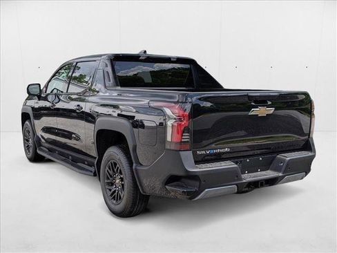 New 2026 Chevrolet Silverado EV LT image 8
