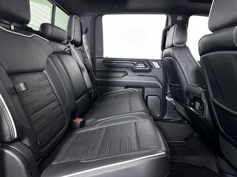 Used 2025 GMC Sierra 2500 AT4X AWD/4WD image 28
