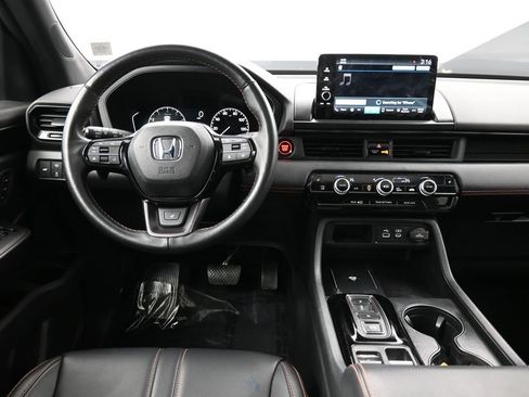 Used 2023 Honda Pilot TrailSport image 20