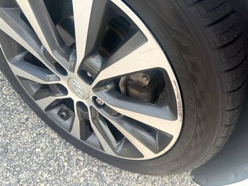 Used 2018 Hyundai Elantra GT w/ Style Package 02 FWD image 25