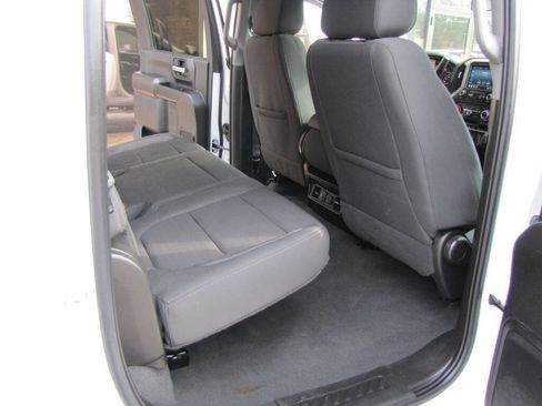 Used 2023 Chevrolet Silverado 2500 LT w/ Convenience Package image 16