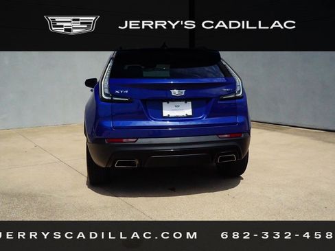Certified 2022 Cadillac XT4 Sport w/ Comfort Package FWD image 6