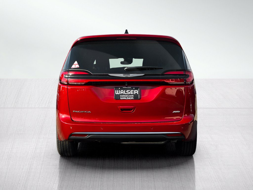 New 2026 Chrysler Pacifica Select AWD/4WD image 5