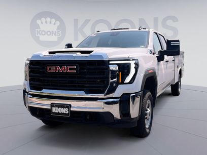 New 2024 GMC Sierra 2500 Pro w/ Convenience Package