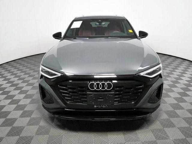 Used 2024 Audi SQ8 e-tron Premium Plus w/ Black Optic Package AWD/4WD image 38