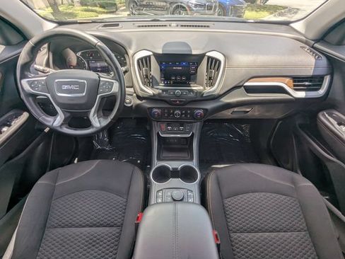 Used 2020 GMC Terrain SLE w/ Driver Convenience Package FWD image 16