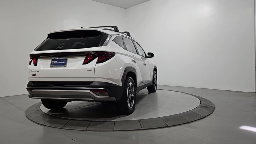 Certified 2025 Hyundai Tucson SEL AWD/4WD image 5