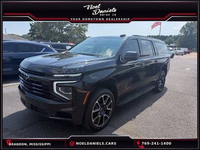 Used 2025 Chevrolet Suburban RST w/ Comfort Package