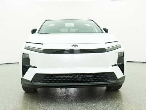 New 2026 Toyota C-HR AWD/4WD image 31