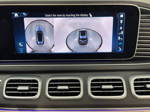 Used 2024 Mercedes-Benz GLE 450e 4MATIC w/ AMG Line Exterior image 36