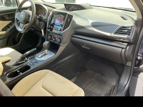 Used 2019 Subaru Impreza 2.0i Premium w/ Popular Package #2 AWD/4WD image 9