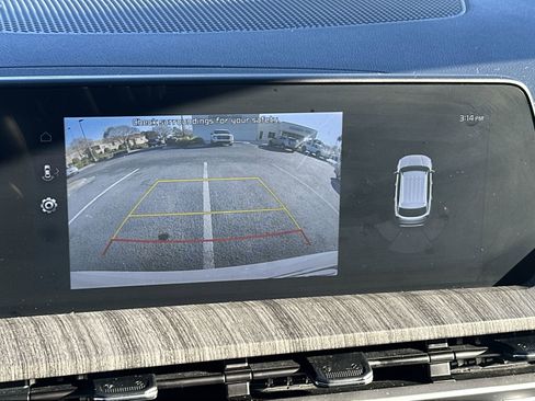 Used 2024 Kia Telluride EX w/ EX Captain's Chair Package image 27