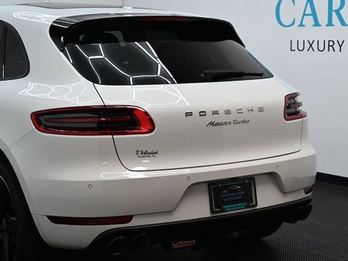 Used 2016 Porsche Macan Turbo w/ Premium Package Plus AWD/4WD image 12