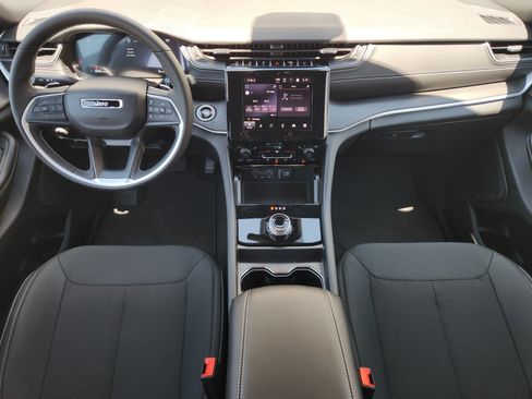 New 2026 Jeep Grand Cherokee Laredo X AWD/4WD image 21