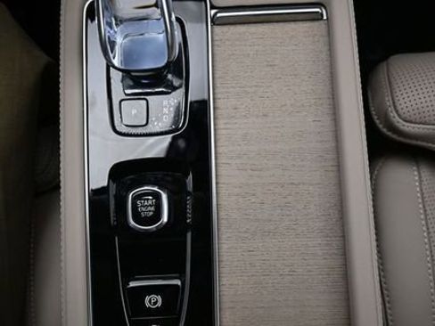 New 2026 Volvo XC90 B6 Ultra w/ Protection Package Premier image 10