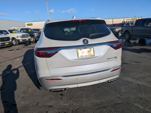 Used 2019 Buick Enclave Premium w/ Experience Buick Package image 7