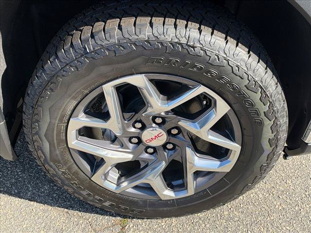 New 2026 GMC Sierra 1500 SLT w/ SLT Premium Plus Package AWD/4WD image 16