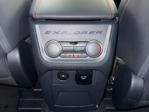 Used 2025 Ford Explorer ST-Line w/ Premium Package AWD/4WD image 21