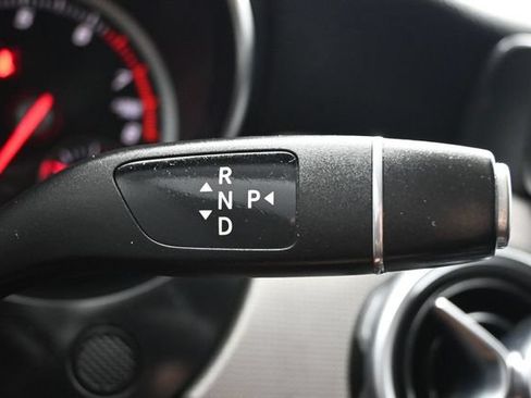 Used 2019 Mercedes-Benz GLA 250 image 18