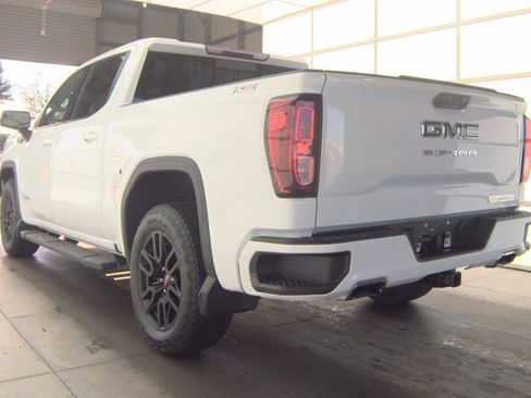 Used 2024 GMC Sierra 1500 Elevation w/ Preferred Package AWD/4WD image 10